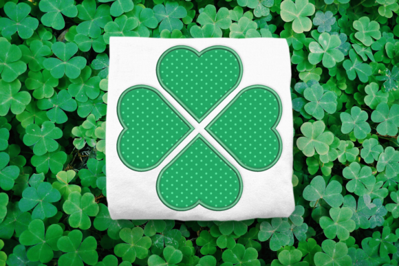 Large Heart Clover: A Charming Embroidery Design